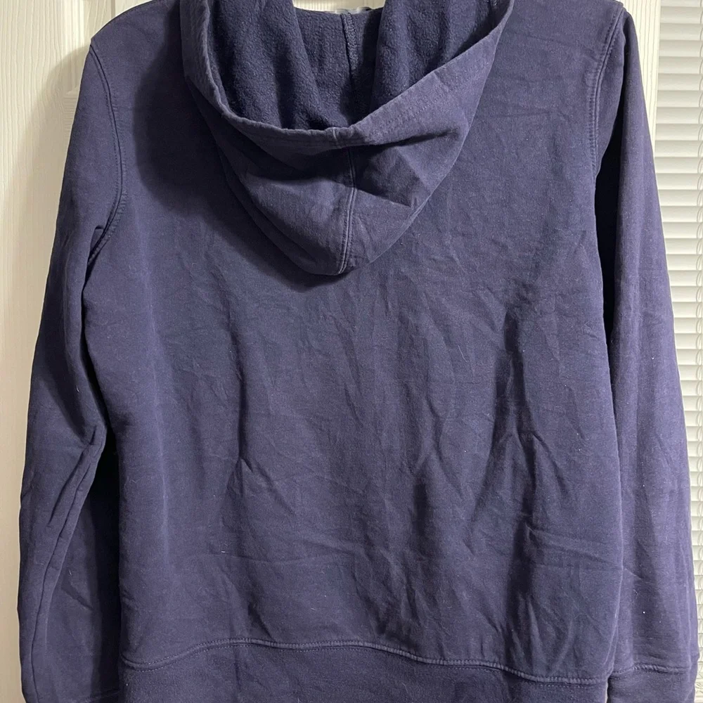 Gap Navy Blue Hoodie W/Kangaroo Pockets. Size M
Armpit to Armpit 20 - Picture 4 of 4